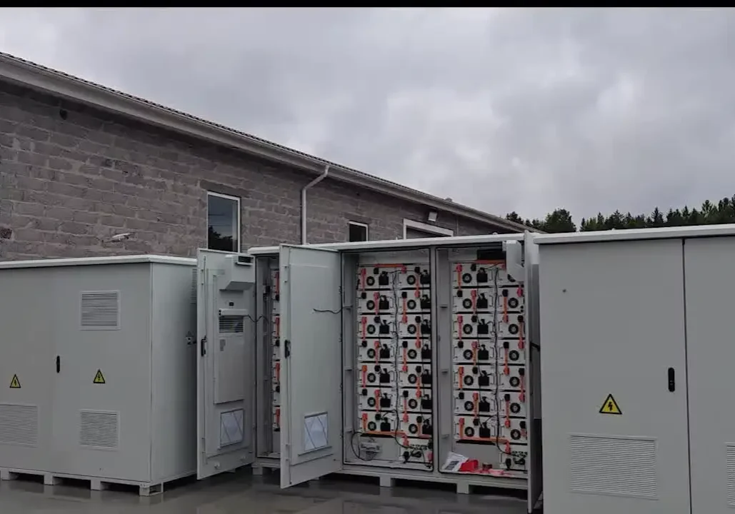 commercial-solar-battery-storage-new-gen-renewables-solar-installers-dorset (1) commercial-solar-battery-storage-new-gen-renewables-solar-installers-dorset (1)